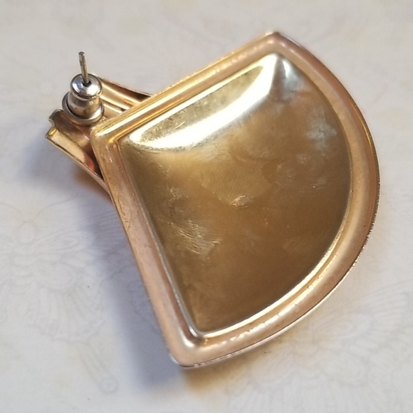 Vintage 1960s Purple Enamel and Gold  Tone Metal Post Back Earrings - Picture 11 of 11